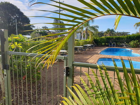 Marina Resort - Sunshine Coast Guide 10