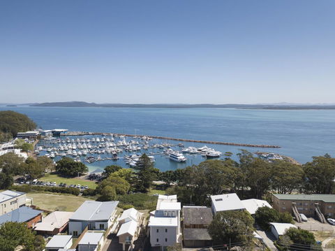 Marina Resort - Sunshine Coast Guide 2