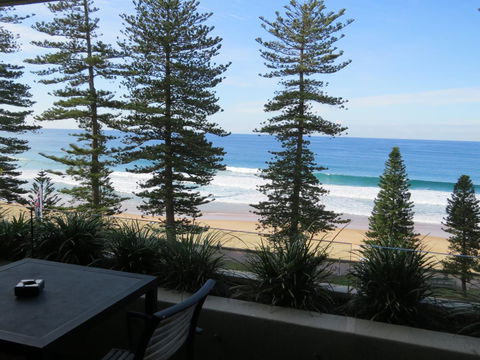 Manly Paradise Motel & Apartments - Sunshine Coast Guide 33