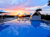 Book The Oaks Accommodation Vacations Sunshine Coast Guide Sunshine Coast Guide