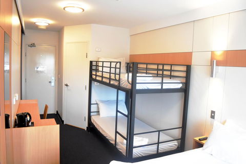 Ibis Budget - Gosford - Sunshine Coast Guide 5