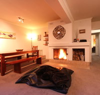 Full Circle Apartments - Sunshine Coast Guide