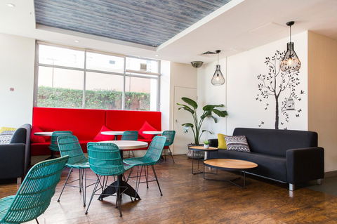 Ibis Sydney Darling Harbour - Sunshine Coast Guide 10