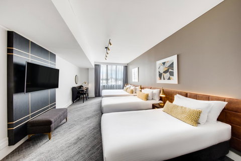 Vibe Hotel Sydney - Sunshine Coast Guide 18