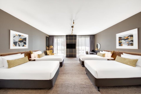 Vibe Hotel Sydney - Sunshine Coast Guide 34