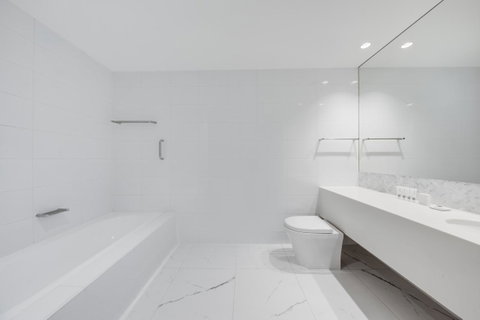 Vibe Hotel Sydney - Sunshine Coast Guide 14