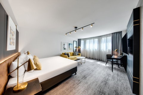 Vibe Hotel Sydney - Sunshine Coast Guide 30