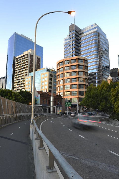 Metro Apartments On Darling Harbour - Sunshine Coast Guide 7