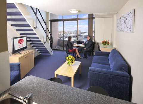 Metro Apartments On Darling Harbour - Sunshine Coast Guide 6