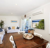 Jervis Bay Beach Shack - Pet Friendly - Sunshine Coast Guide