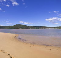 BookerBay Retreat - Sunshine Coast Guide