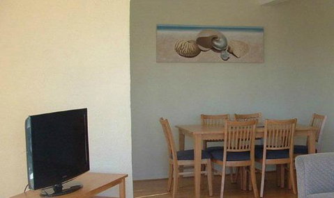 Waterview Apartments - Sunshine Coast Guide 5