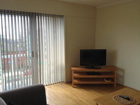 Waterview Apartments - Sunshine Coast Guide 12