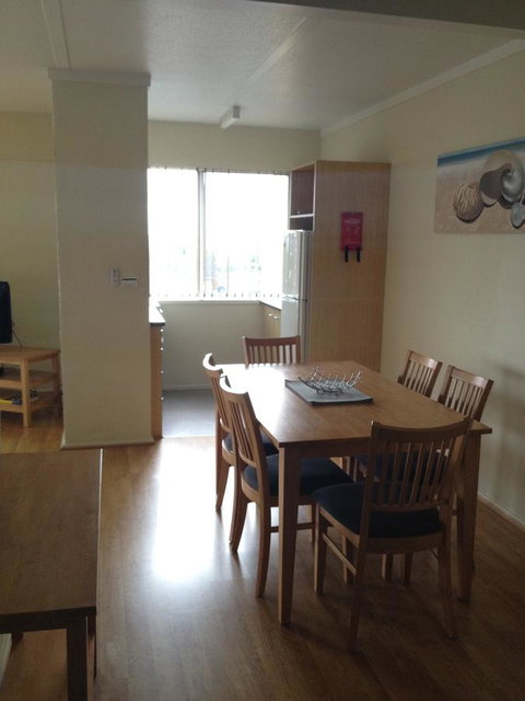 Waterview Apartments - Sunshine Coast Guide 13