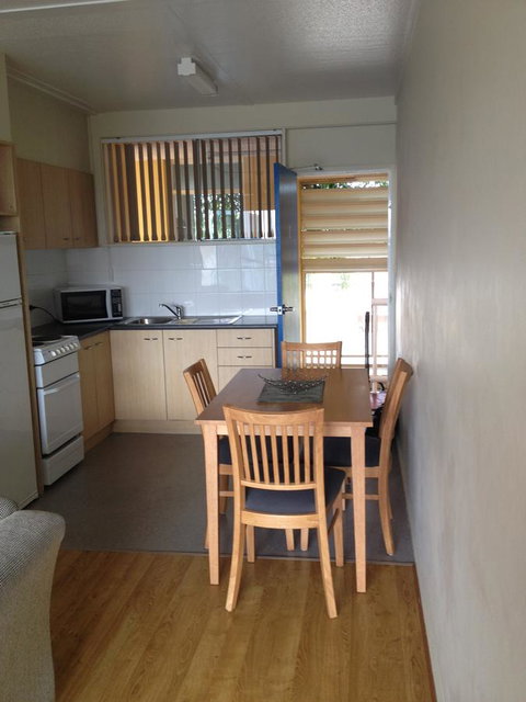 Waterview Apartments - Sunshine Coast Guide 4