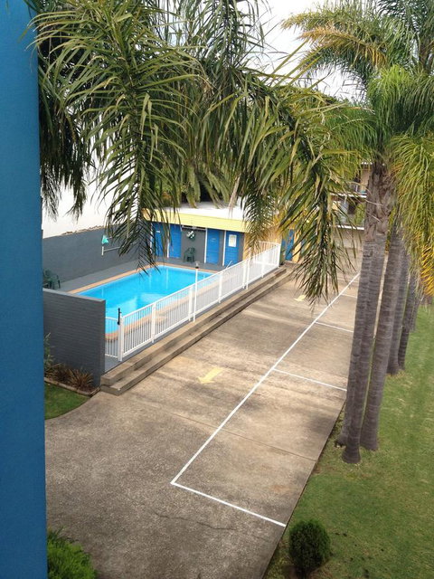 Waterview Apartments - Sunshine Coast Guide 15
