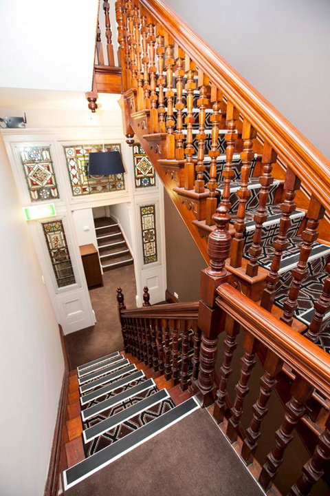 Avonmore On The Park Boutique Hotel - Sunshine Coast Guide 24