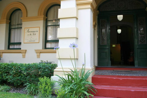 Avonmore On The Park Boutique Hotel - Sunshine Coast Guide 26