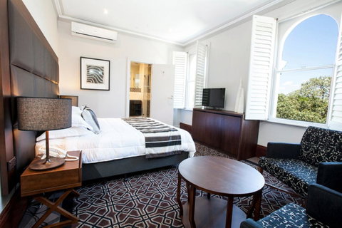 Avonmore On The Park Boutique Hotel - Sunshine Coast Guide 6