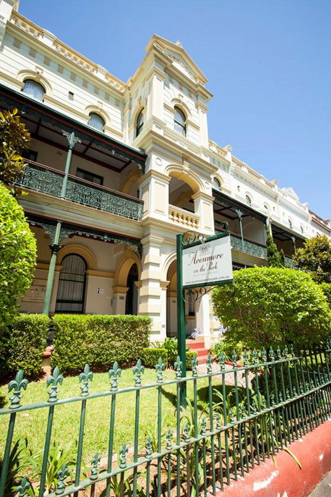 Avonmore On The Park Boutique Hotel - Sunshine Coast Guide 22