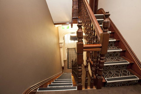 Avonmore On The Park Boutique Hotel - Sunshine Coast Guide 43