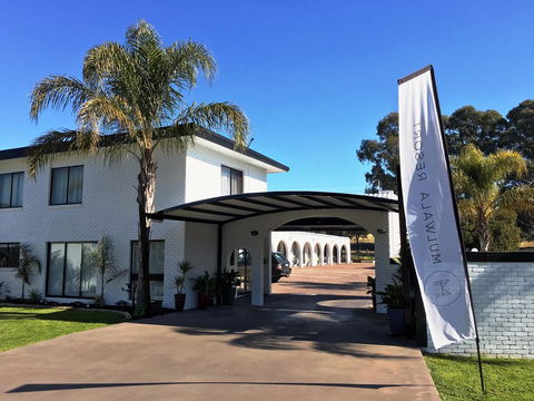 Mulwala Resort - Sunshine Coast Guide 14