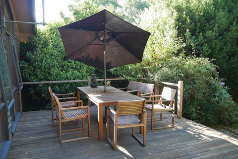 Lark Cottage - Sunshine Coast Guide 0