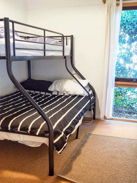 Lark Cottage - Sunshine Coast Guide 12