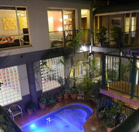 Summer House Newtown - Sunshine Coast Guide