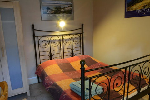 Newtown Backpackers - Sunshine Coast Guide 25