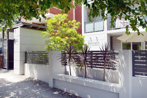 The Blenheim - Sunshine Coast Guide 8