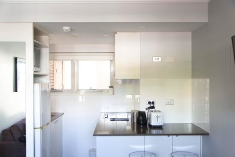 The Blenheim - Sunshine Coast Guide 7