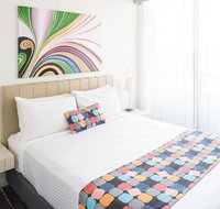 Seasons Harbour Plaza - Sunshine Coast Guide