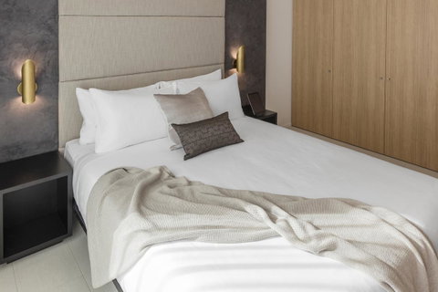 SKYE Suites Sydney - Sunshine Coast Guide 15