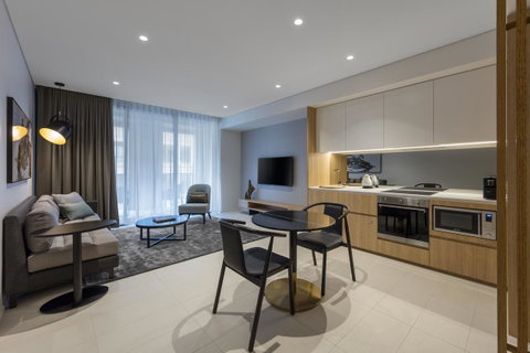 SKYE Suites Sydney - Sunshine Coast Guide 22