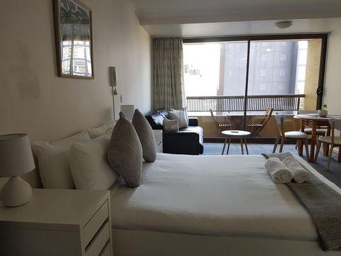 Paxsafe Sydney Hyde Park Budget Apartments - Sunshine Coast Guide 15