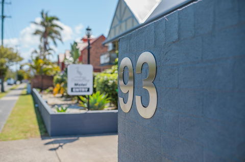 Coastal Bay Motel - Sunshine Coast Guide 5