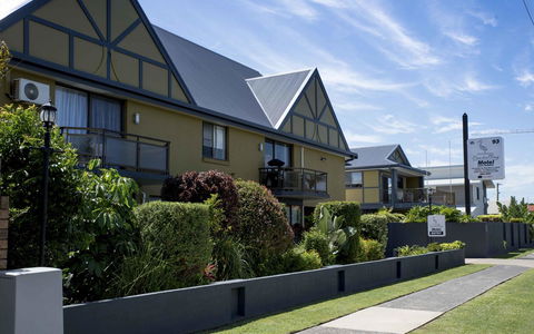 Coastal Bay Motel - Sunshine Coast Guide 37