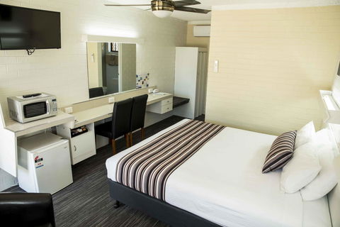 Coastal Bay Motel - Sunshine Coast Guide 28