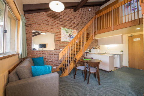 Alpine Gables - Sunshine Coast Guide 30