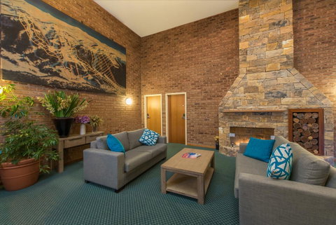 Alpine Gables - Sunshine Coast Guide 5