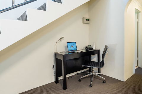 Eastwood Furnished Apartments - Sunshine Coast Guide 2