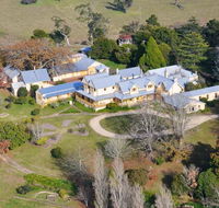 Hillview Heritage Hotel - Sunshine Coast Guide