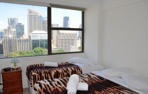 Accommodation Sydney - Hyde Park Plaza 38 College St Sydney - Sunshine Coast Guide 5