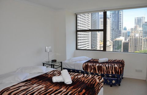 Accommodation Sydney - Hyde Park Plaza 38 College St Sydney - Sunshine Coast Guide 6
