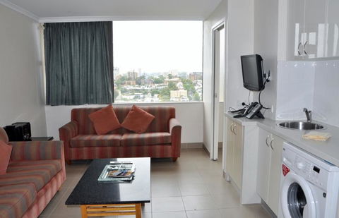 Accommodation Sydney - Hyde Park Plaza 38 College St Sydney - Sunshine Coast Guide 12