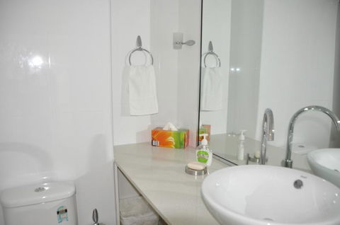 Accommodation Sydney - Hyde Park Plaza 38 College St Sydney - Sunshine Coast Guide 15