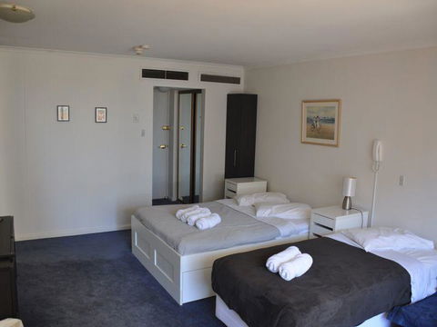 Accommodation Sydney - Hyde Park Plaza 38 College St Sydney - Sunshine Coast Guide 30