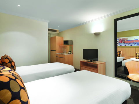 Ibis Styles Sydney Central - Sunshine Coast Guide 14