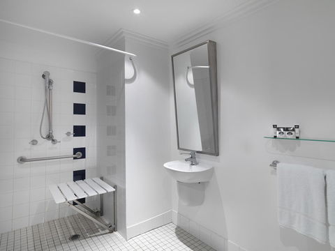 Ibis Styles Sydney Central - Sunshine Coast Guide 21